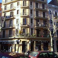 Three-Bedroom Apartment - Parlamento 41