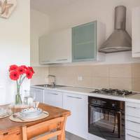 Studio (2 Adults)
