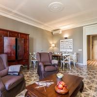 Two-Bedroom Apartment with Balcony - Passeig de Gracia, 51
