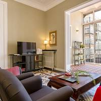 Deluxe Two-Bedroom Apartment - Passeig de Gracia, 51