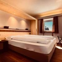 Double or Twin Room with Bathroom