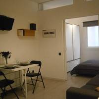 Superior One-Bedroom Apartment