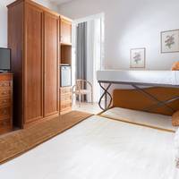 Classic Quadruple Room