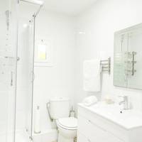 Four-Bedroom Apartment - Balmes, 12