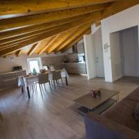 Two-Bedroom Apartment - Penthouse with Lake View