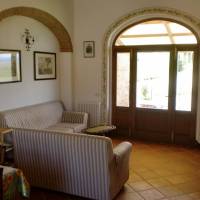 Two-Bedroom Apartment (6 Adults)