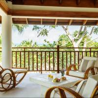Premier Beachfront Suite 
