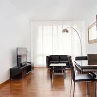 Economy Three-Bedroom Apartment 2- Bruc 41