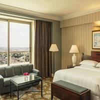 Club King Bed, Concierge lounge access, Guest room, 1 King