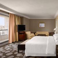 Junior Suite, Concierge lounge access, 1 King, City view