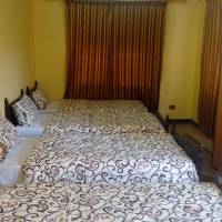 Quadruple Room with Air-Conditioner