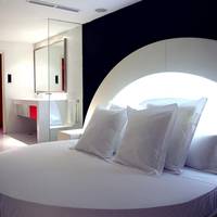 Deluxe Suite with Spa