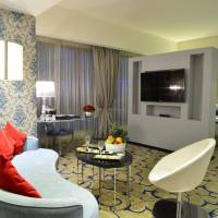 Signature  Suite 