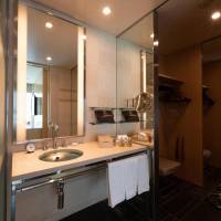 Four Seasons Executive Suite
