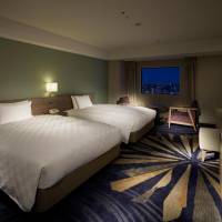 Superior Twin Room Non-Smoking 17-24th Floor - Late Check In 6 PM  