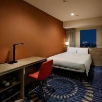 Semi Double Room - Non-Smoking 17-24th Floor