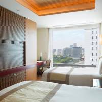 Deluxe Suite with Twin Beds