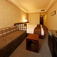 Deluxe Twin Room with Extra Bed - Non-Smoking