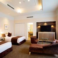 Premium Suite - Non-Smoking - Premium Floor