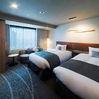 Twin Room with View