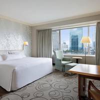 Guest room, 1 King, City view, Low floor
