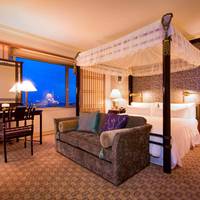Oriental Suite 1-King, Executive lounge access, 1 King