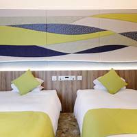 Family Deluxe Room (4 Adults) - Non-Smoking