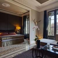 Luxury One-Bedroom Apartment - Roger de Lluria, 82