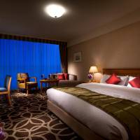 Deluxe Double Room with Swimming Pool & Fitness Center Access- Executive Floor - Non-Smoking (10th Floor)