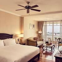 Luxury Club King Room with Executive Lounge Access