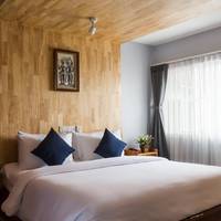 Deluxe Double Room with Extra Bed