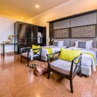 Junior Suite with Twin Beds
