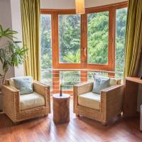 Suite with Pool View