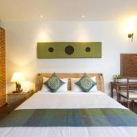 Business Suite Package Pool View 