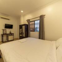 Deluxe Double Room (No Window)