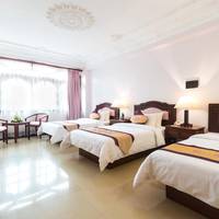 Deluxe Triple Room - Round Trip Airport Transfers