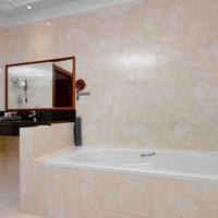 Staycation Offer- Deluxe Room with Extra benefit