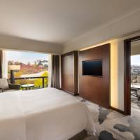 King Executive Suite