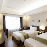 Standard Twin Room with Bath