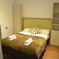 Three-Bedroom Apartment - Muntaner 32