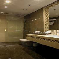 Grand Deluxe Room Twin Bed with balcony