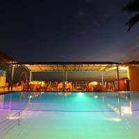 Long Weekend Offer - Standard Room with 10% off on Food only & Free Evening Tea / Coffee 