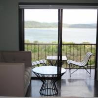Deluxe Family Suite With Lake View (Interconnecting)