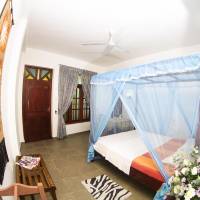 Standard Double Room with Balcony Garden View