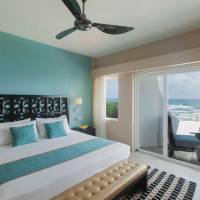 Junior Suite Sea View King Bed