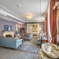 Royal Suite