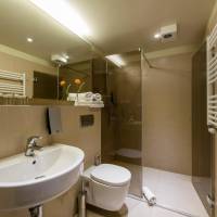 Deluxe Room with Inner Window
