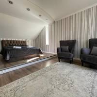 Luxury Family Room with Balcony