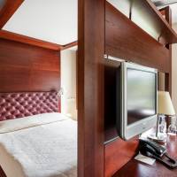 Standard Double Room with Spa Bath
