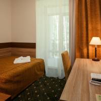 Single Room with Medical Spa Treatment Program - Mini